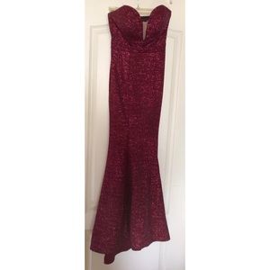 Xscape Womens Red Glitter Gown